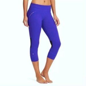ATHLETA Capri Leggings